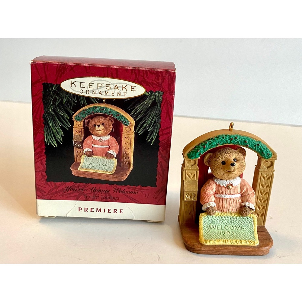 1993 Hallmark Keepsake Ornament Tender Touches You're Always Welcome Teddy Bear